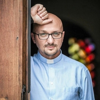 Ojciec Grzegorz Kramer Jezuita